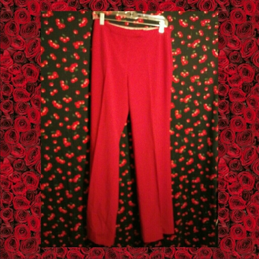 Red 2 piece pants suit - Picture 2 of 7